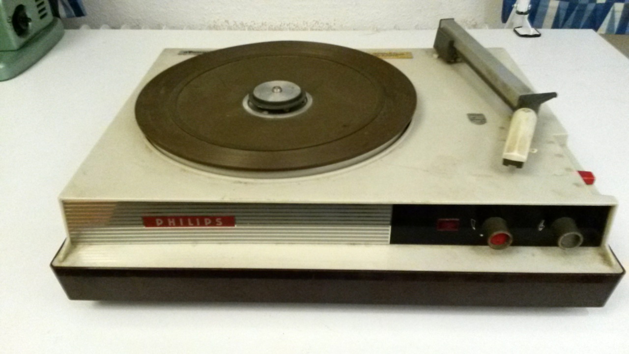 Record player as it looked when I got it